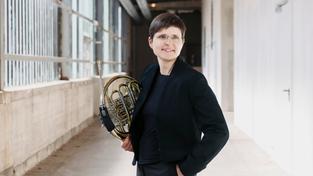 Cosima Schneider, Horn (Foto: Lena Semmelroggen)