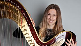Marta Marinelli, Harfe (Foto: Werner Richner)