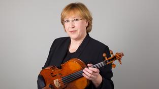 Reinhilde Adorf, Viola (Foto: Astrid Karger)
